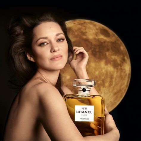 what actress is in the chanel no 5 commercial|chanel no 5 movie.